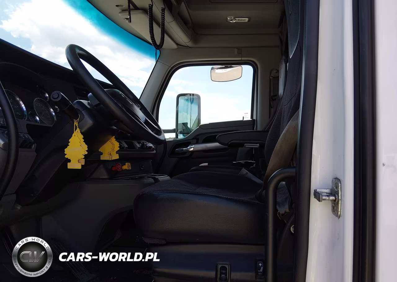 2020 Kenworth T680 VIN:1XKYDP9XXLJ308053 - 7