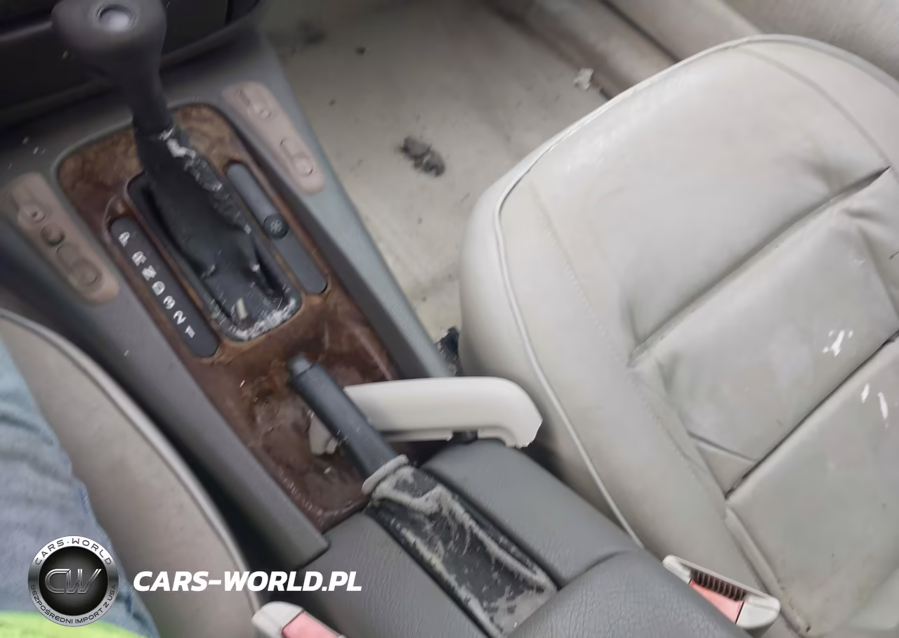 1998 Cadillac Catera Standard VIN:W06VR52R7WR173623 - 6