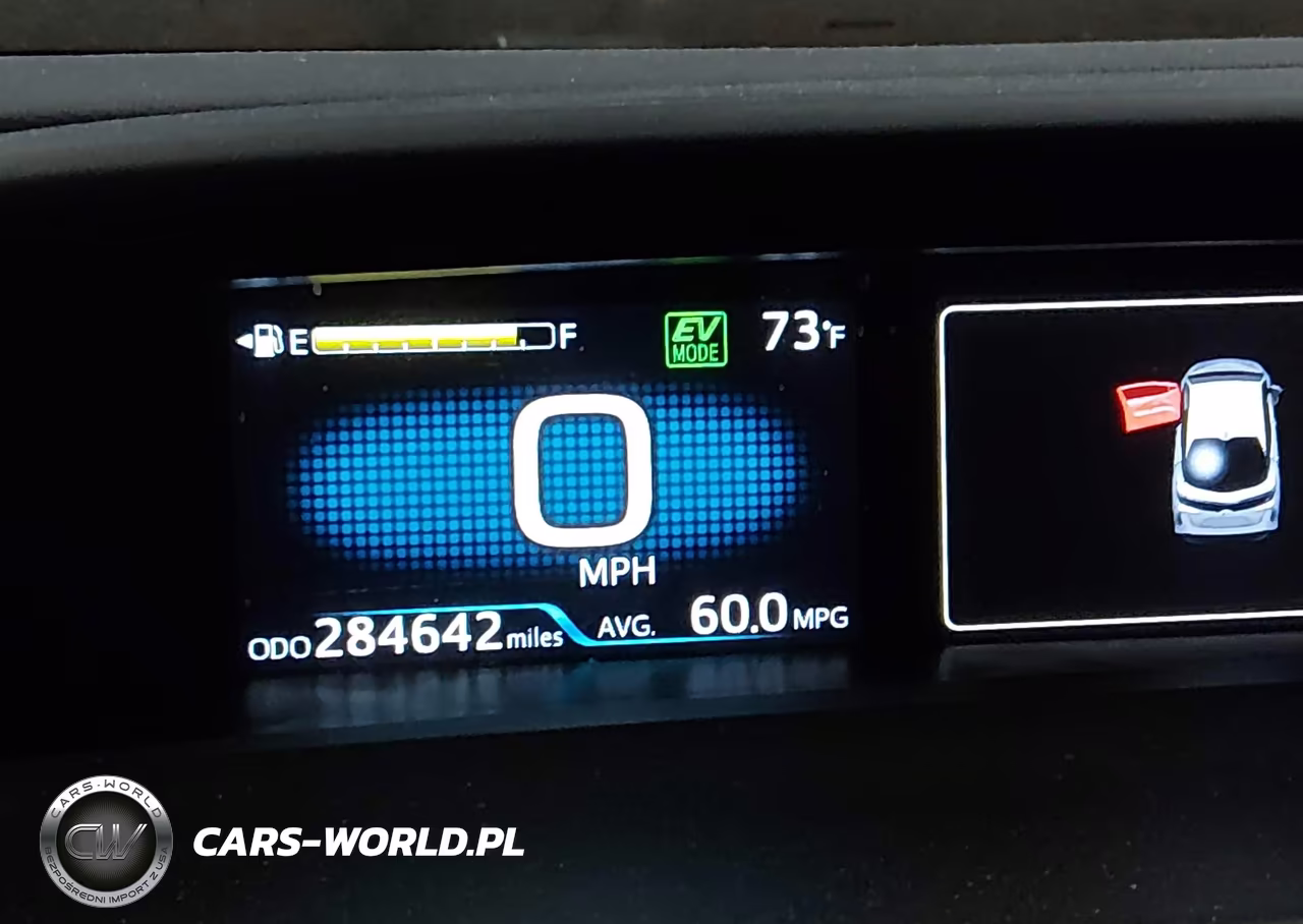 2022 Toyota Prius Prime Le VIN:JTDKAMFP1N3206676 - 15