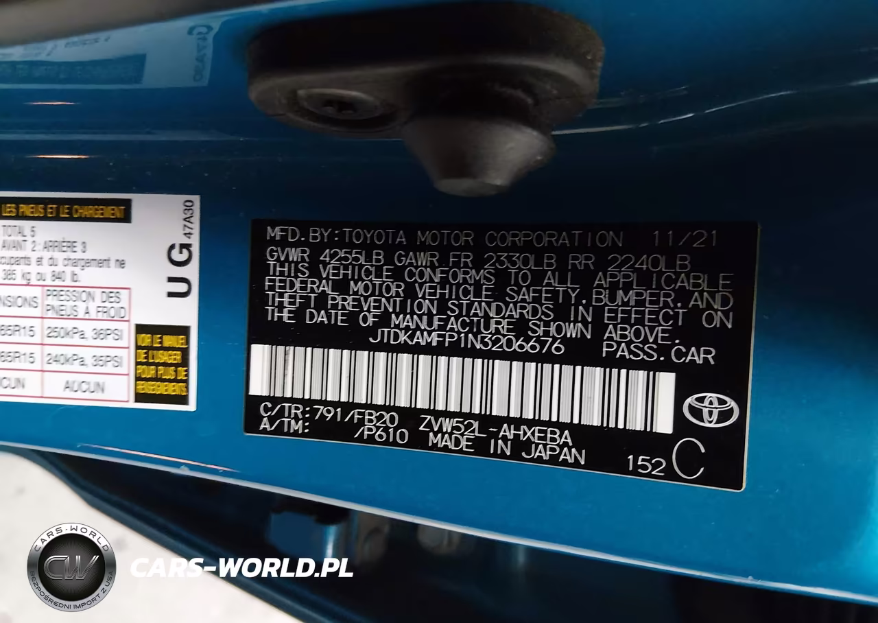 2022 Toyota Prius Prime Le VIN:JTDKAMFP1N3206676 - 9