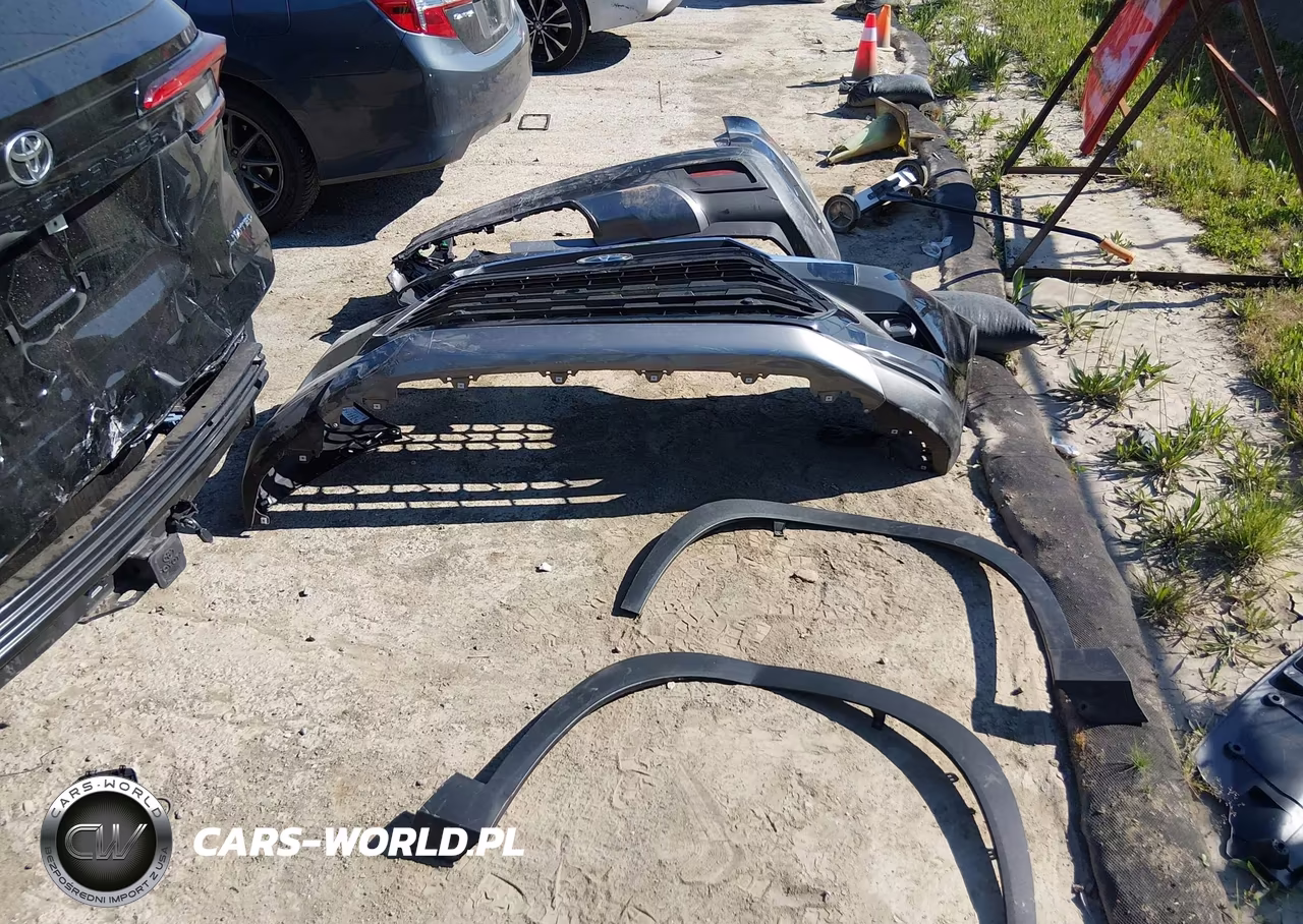 2026 Toyota Grand Highlander Hybrid Limited VIN:5TDACAB59TS085237 - 12