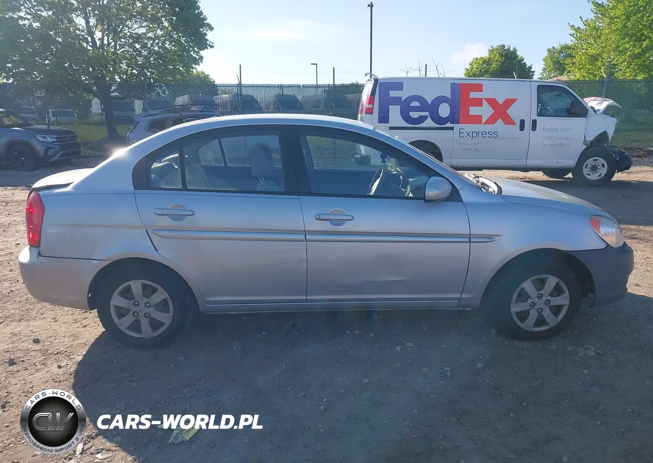 2010 Hyundai Accent Gls VIN:KMHCN4ACXAU518637 - 13