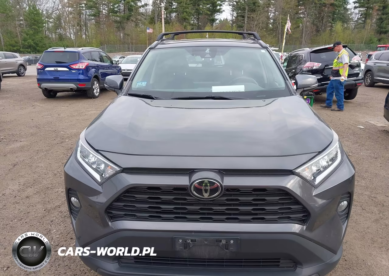 2020 Toyota Rav4 Xle VIN:2T3P1RFV9LW115554 - 13