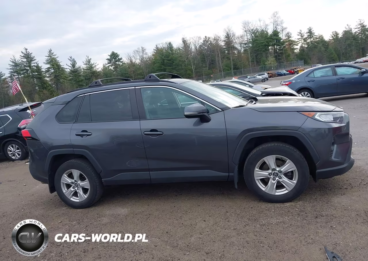 2020 Toyota Rav4 Xle VIN:2T3P1RFV9LW115554 - 14