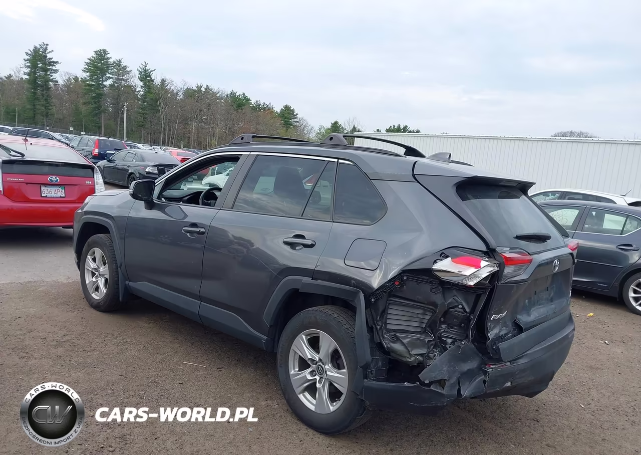 2020 Toyota Rav4 Xle VIN:2T3P1RFV9LW115554 - 3