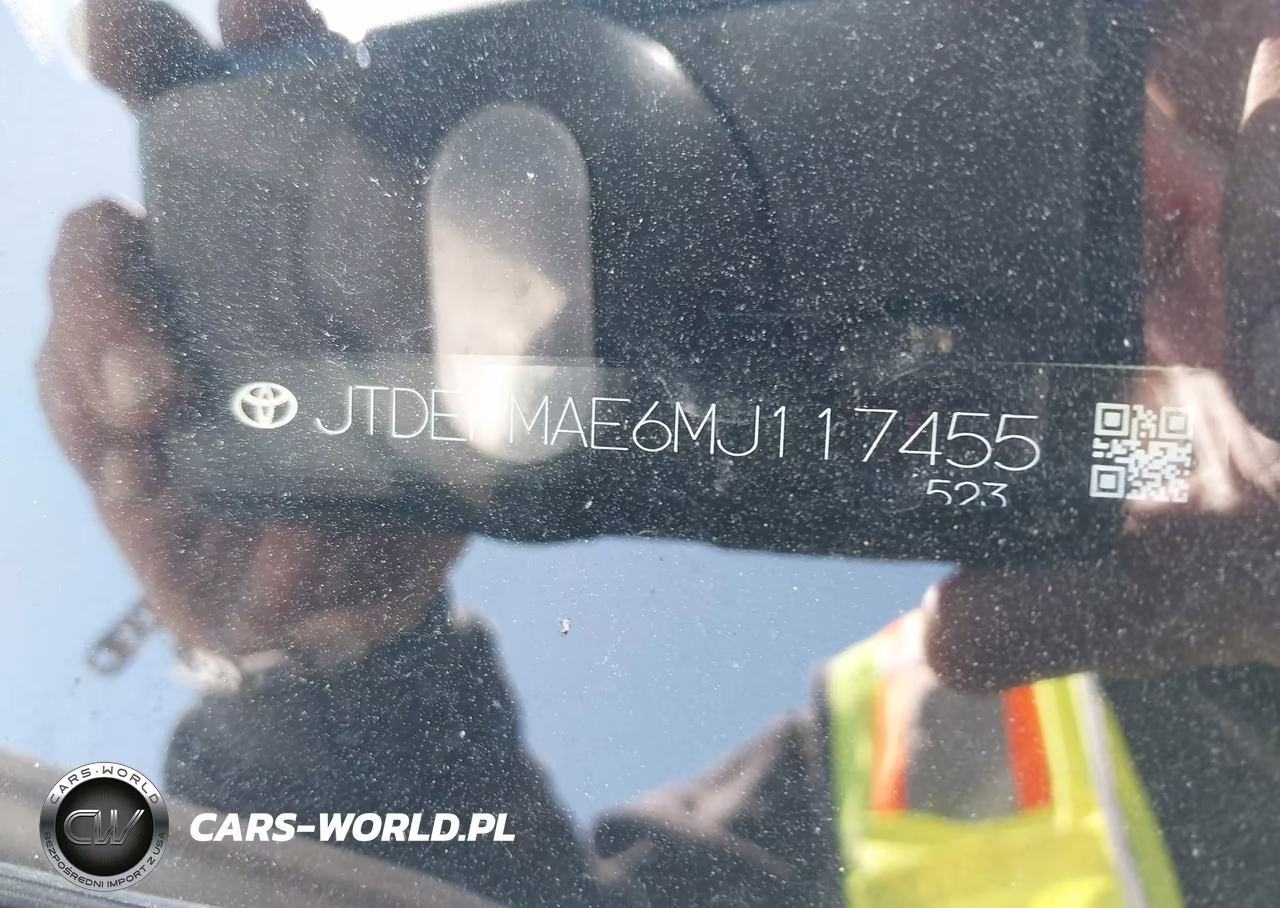 2021 Toyota Corolla Le VIN:JTDEPMAE6MJ117455 - 17