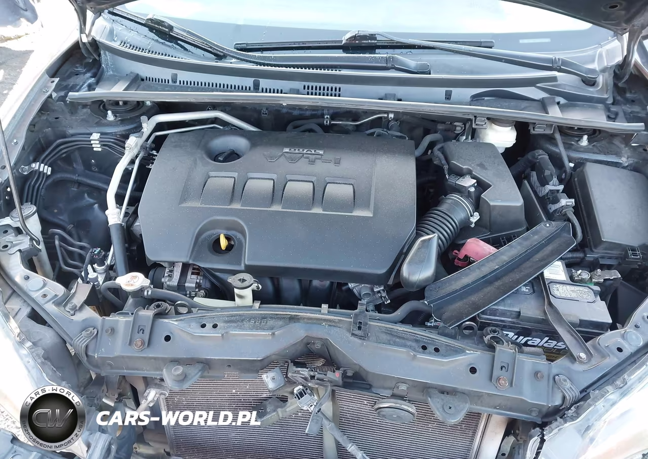 2018 Toyota Corolla Le VIN:5YFBURHE0JP764228 - 10