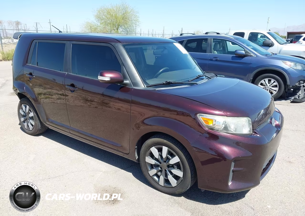 2011 Scion Xb – zdjęcie 1 z 17