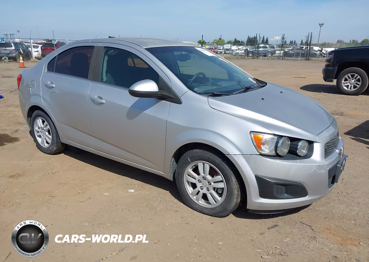 2014 Chevrolet Sonic Lt Auto – zdjęcie 1 z 12