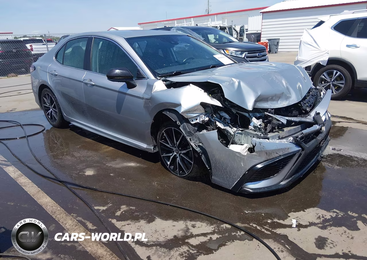 2021 Toyota Camry Se – zdjęcie 1 z 16