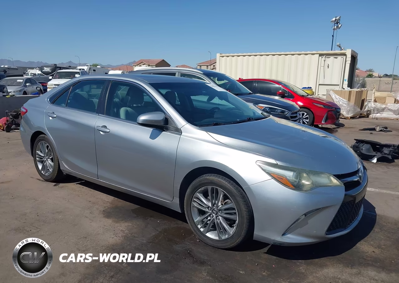 2016 Toyota Camry Se – zdjęcie 1 z 16