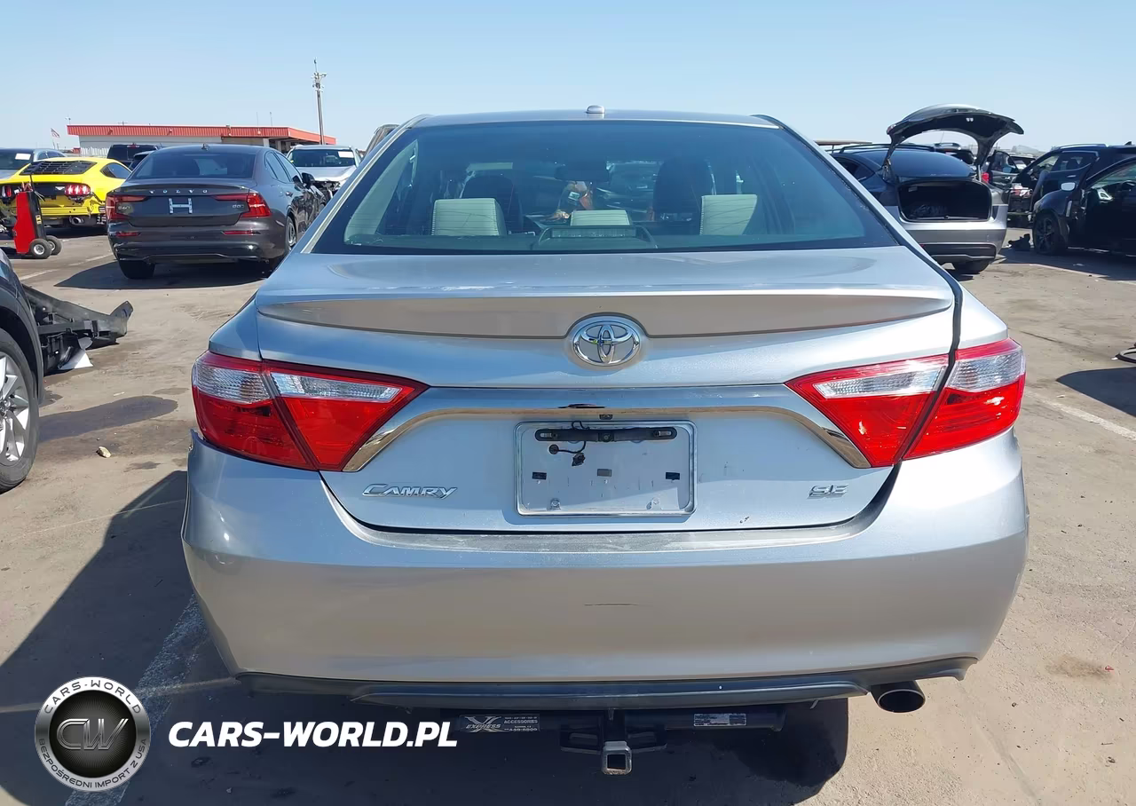 2016 Toyota Camry Se VIN:4T1BF1FK9GU118875 - 16