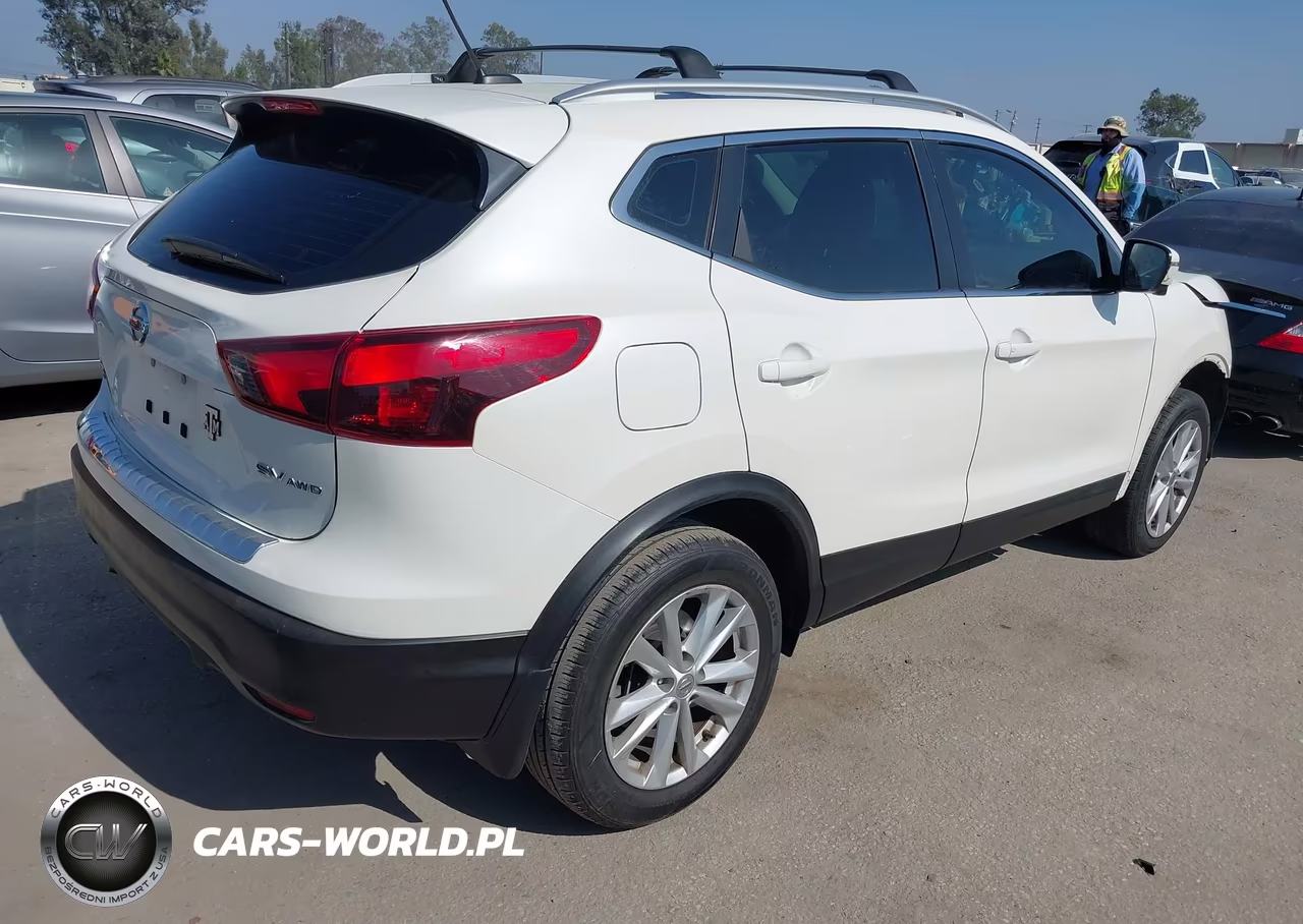 2018 Nissan Rogue Sport Sv VIN:JN1BJ1CR5JW206373 - 4