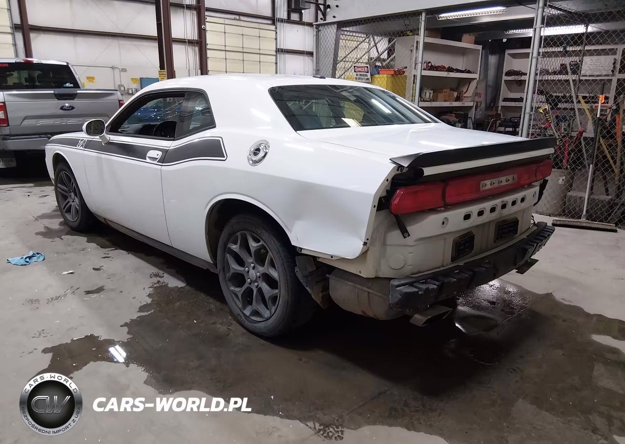 2014 Dodge Challenger Sxt VIN:2C3CDYAG2EH253453 - 3