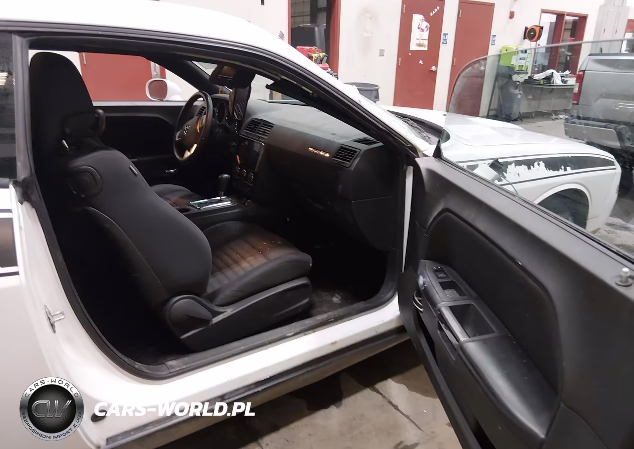 2014 Dodge Challenger Sxt VIN:2C3CDYAG2EH253453 - 5