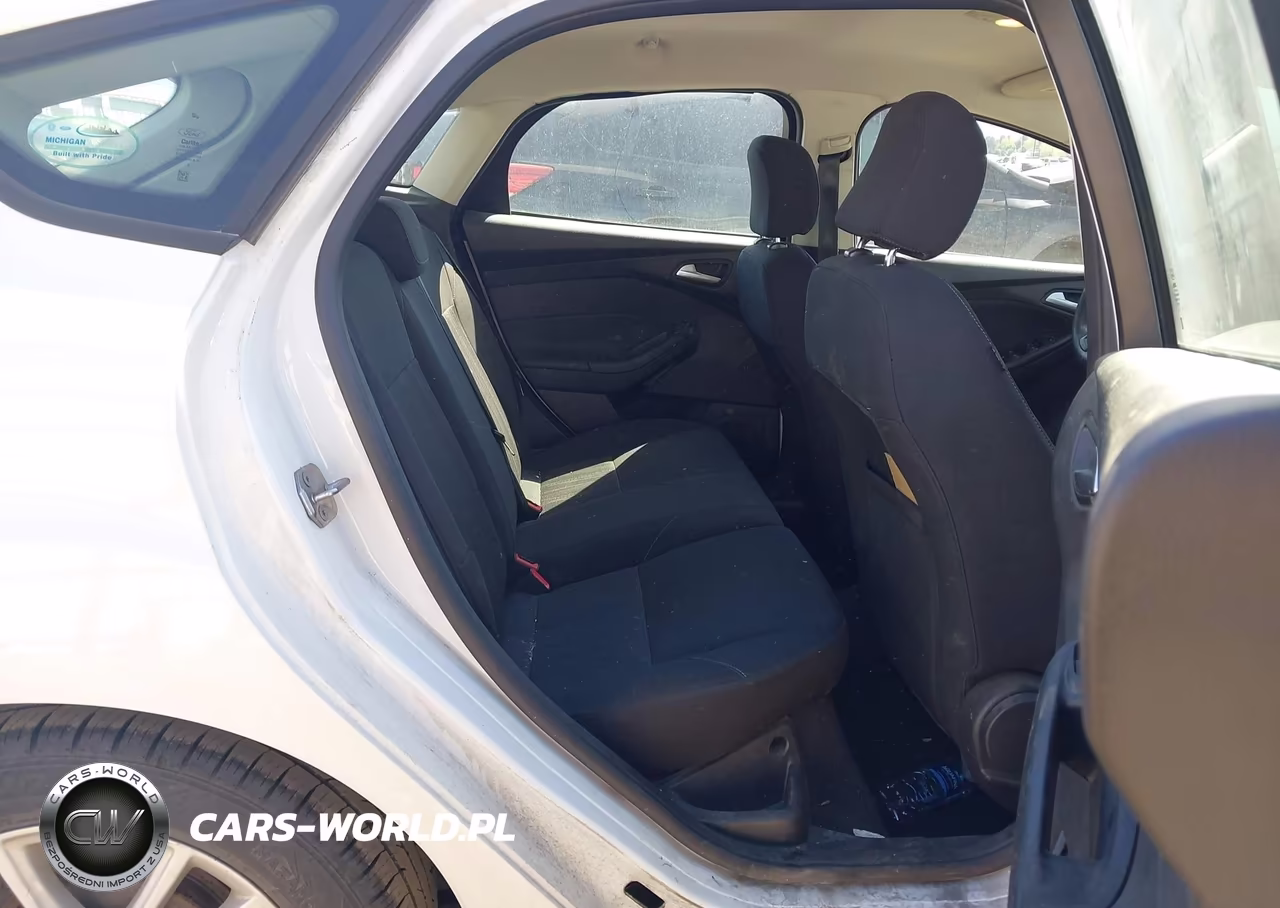 2015 Ford Focus Se VIN:1FADP3K25FL300840 - 8