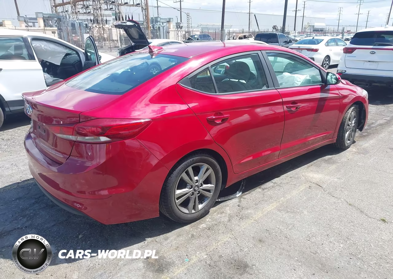 2017 Hyundai Elantra Se VIN:KMHD84LF6HU402848 - 4