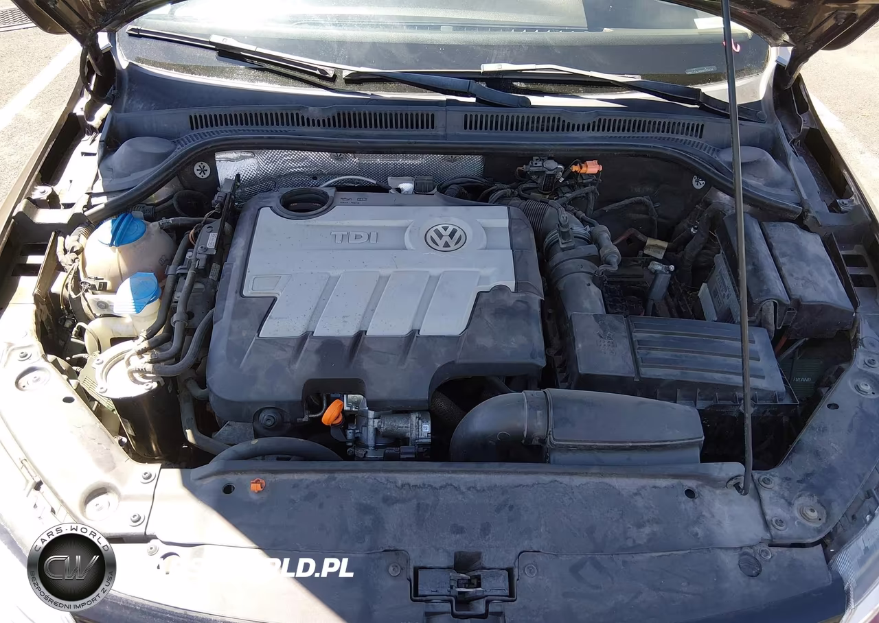 2013 Volkswagen Jetta 2.0L Tdi VIN:3VWLL7AJXDM203336 - 10