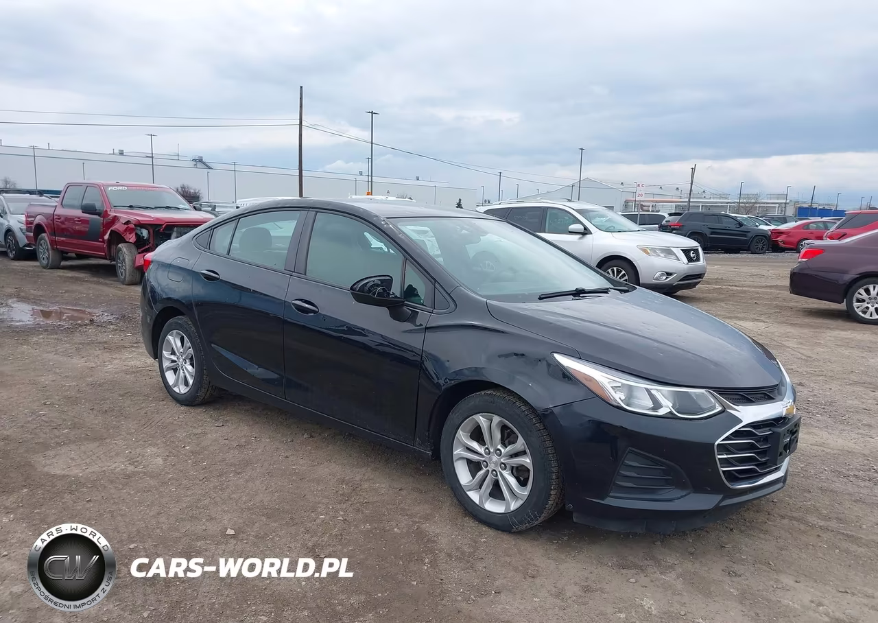 2019 Chevrolet Cruze Ls – zdjęcie 1 z 19