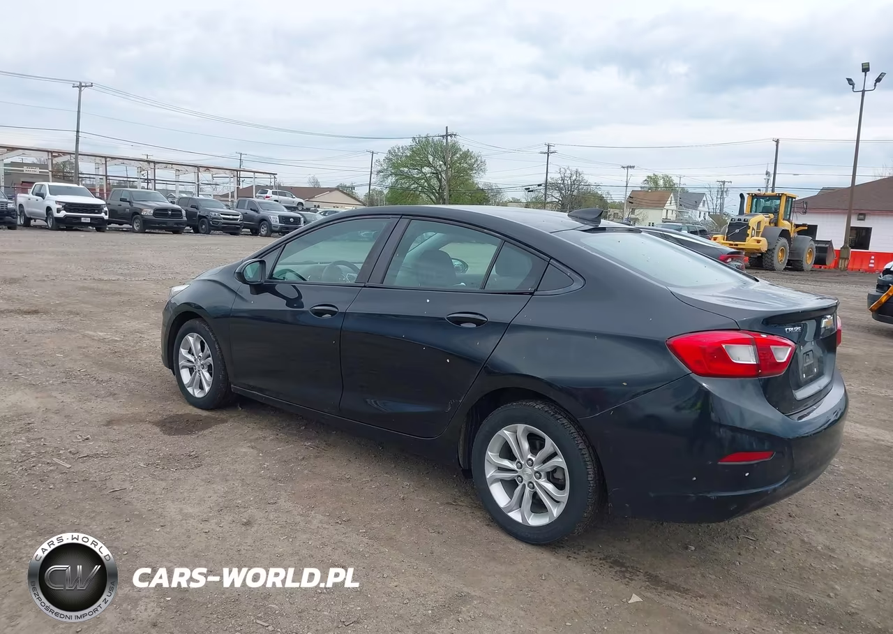 2019 Chevrolet Cruze Ls VIN:1G1BC5SM4K7132260 - 3