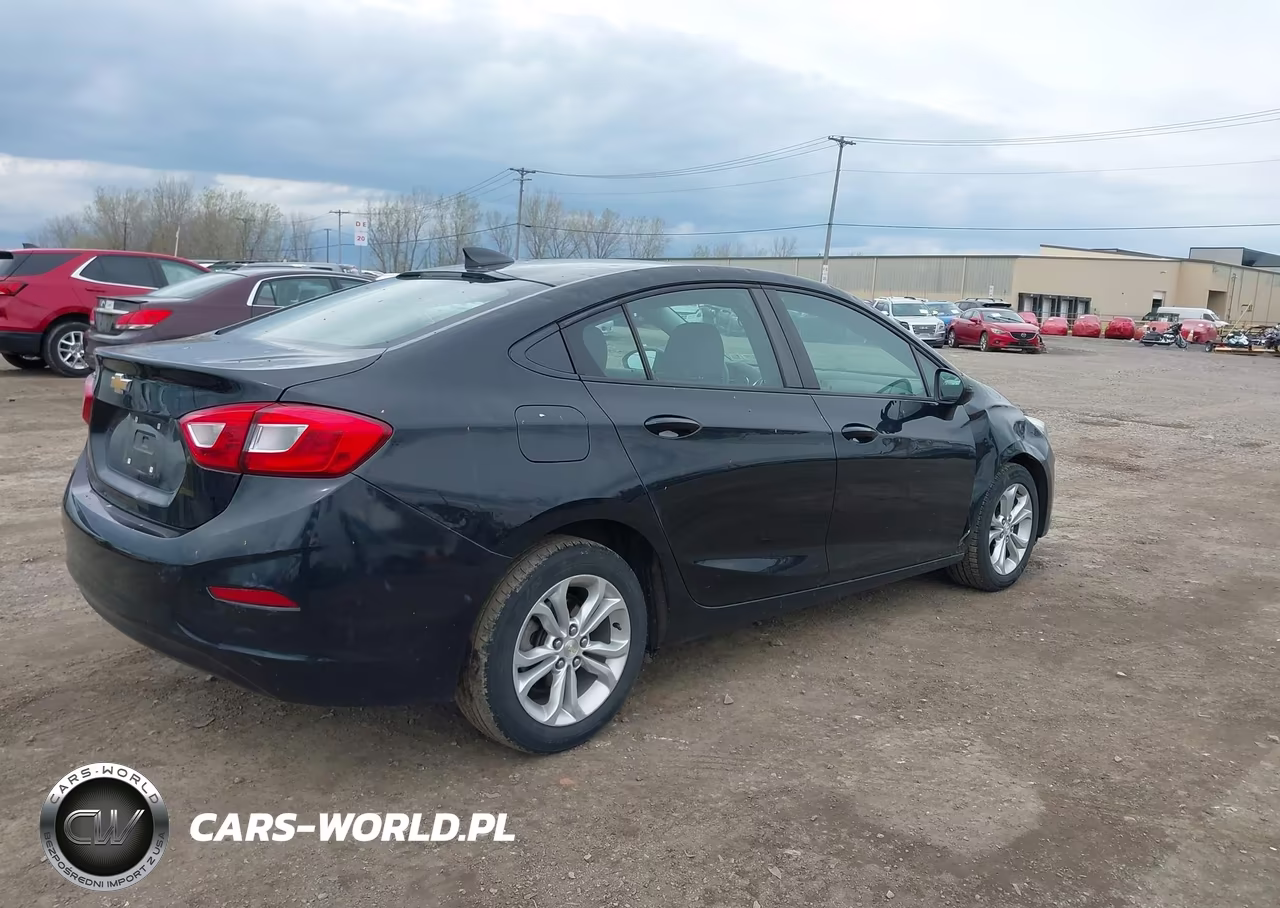 2019 Chevrolet Cruze Ls VIN:1G1BC5SM4K7132260 - 4