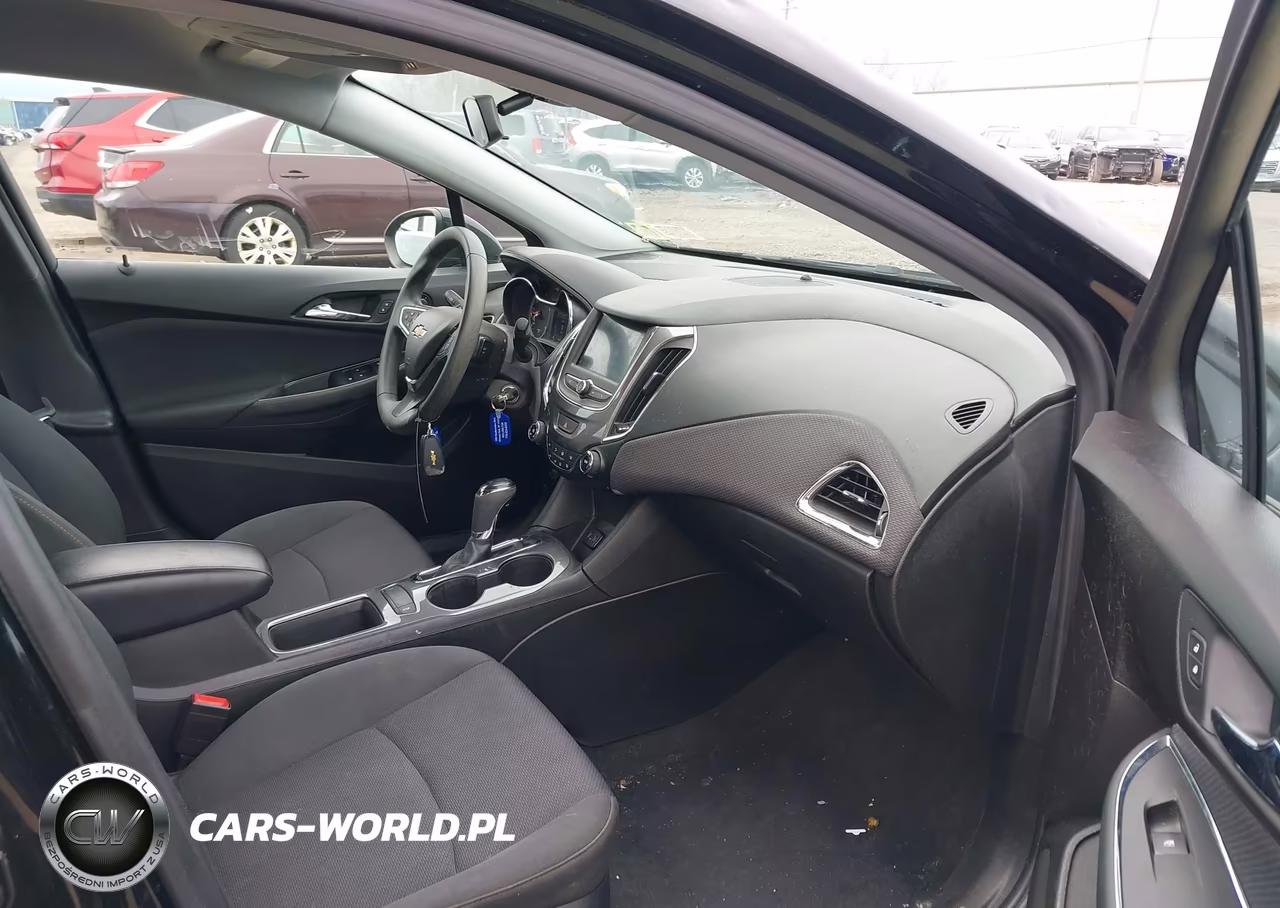 2019 Chevrolet Cruze Ls VIN:1G1BC5SM4K7132260 - 5