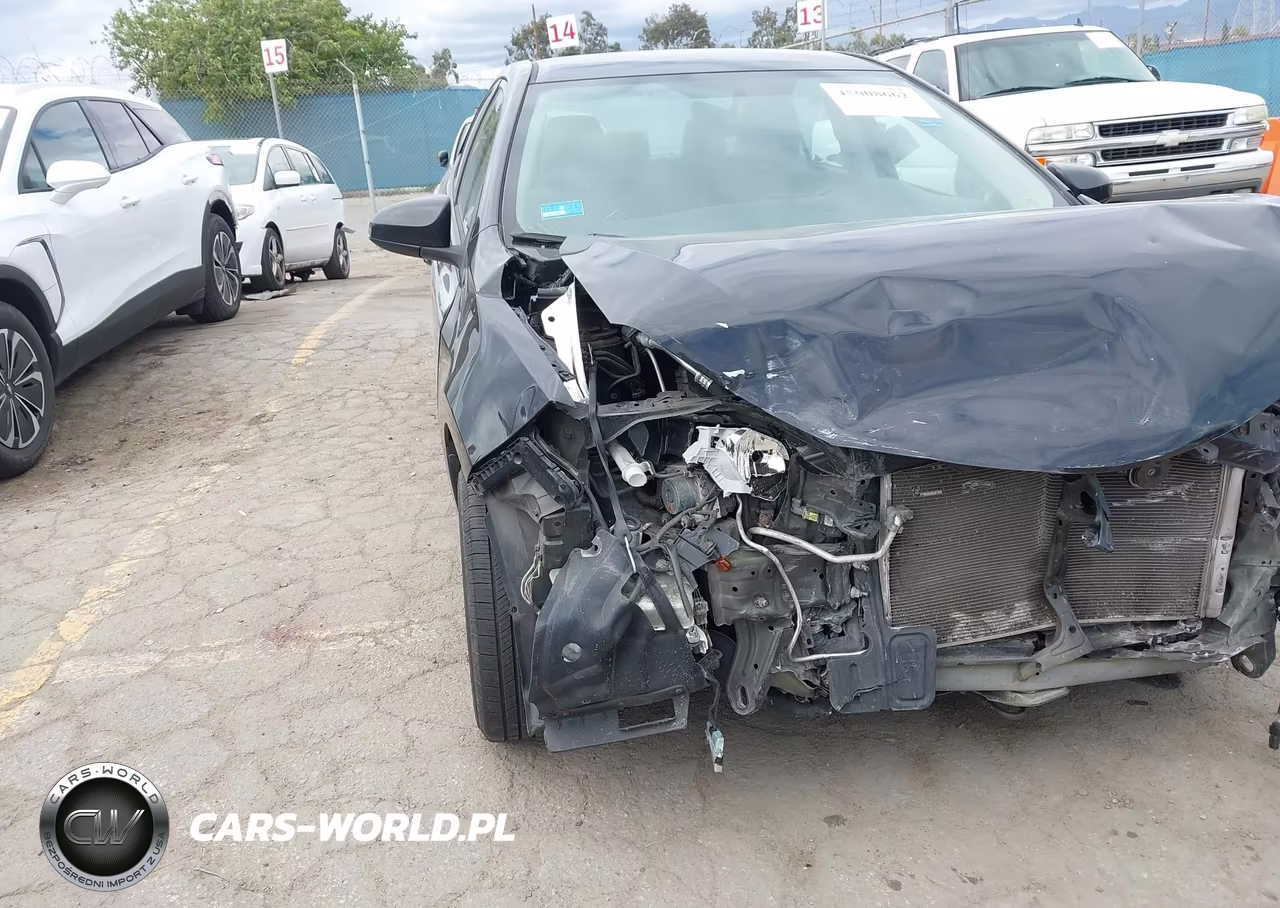 2016 Toyota Corolla Le VIN:2T1BURHE8GC495405 - 6