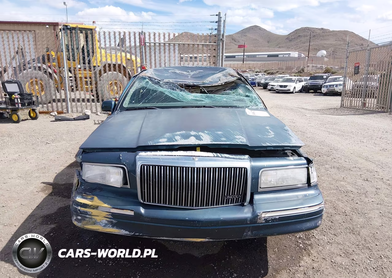 1997 Lincoln Town Car Executive VIN:1LNLM81W0VY750621 - 12