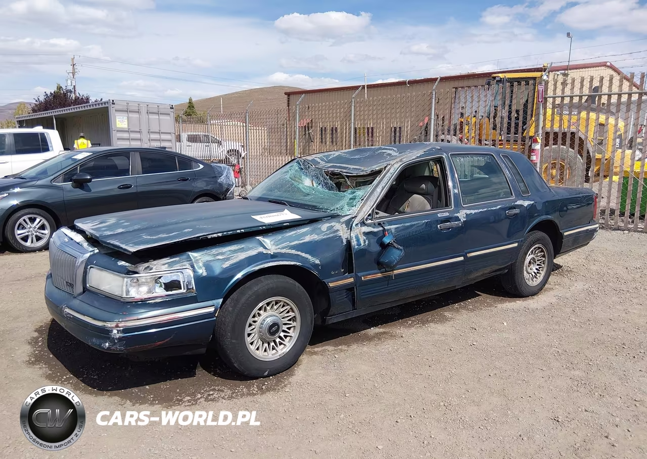 1997 Lincoln Town Car Executive VIN:1LNLM81W0VY750621 - 2