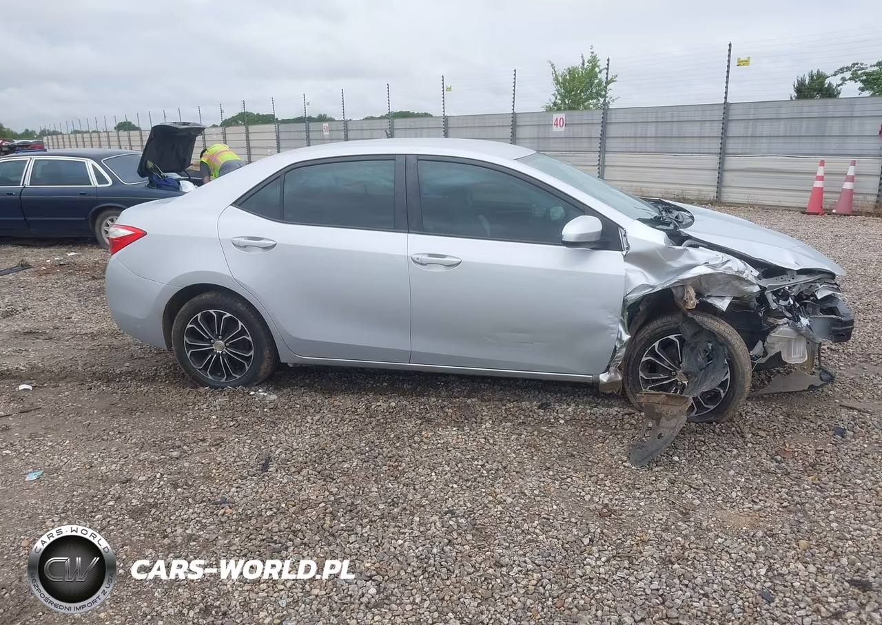 2015 Toyota Corolla L VIN:2T1BURHE2FC436591 - 13