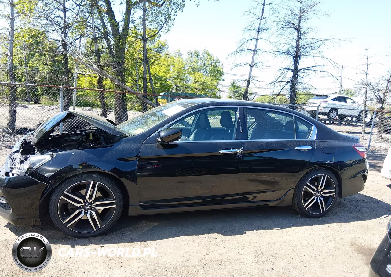 2017 Honda Accord Sport VIN:1HGCR2F54HA186862 - 14