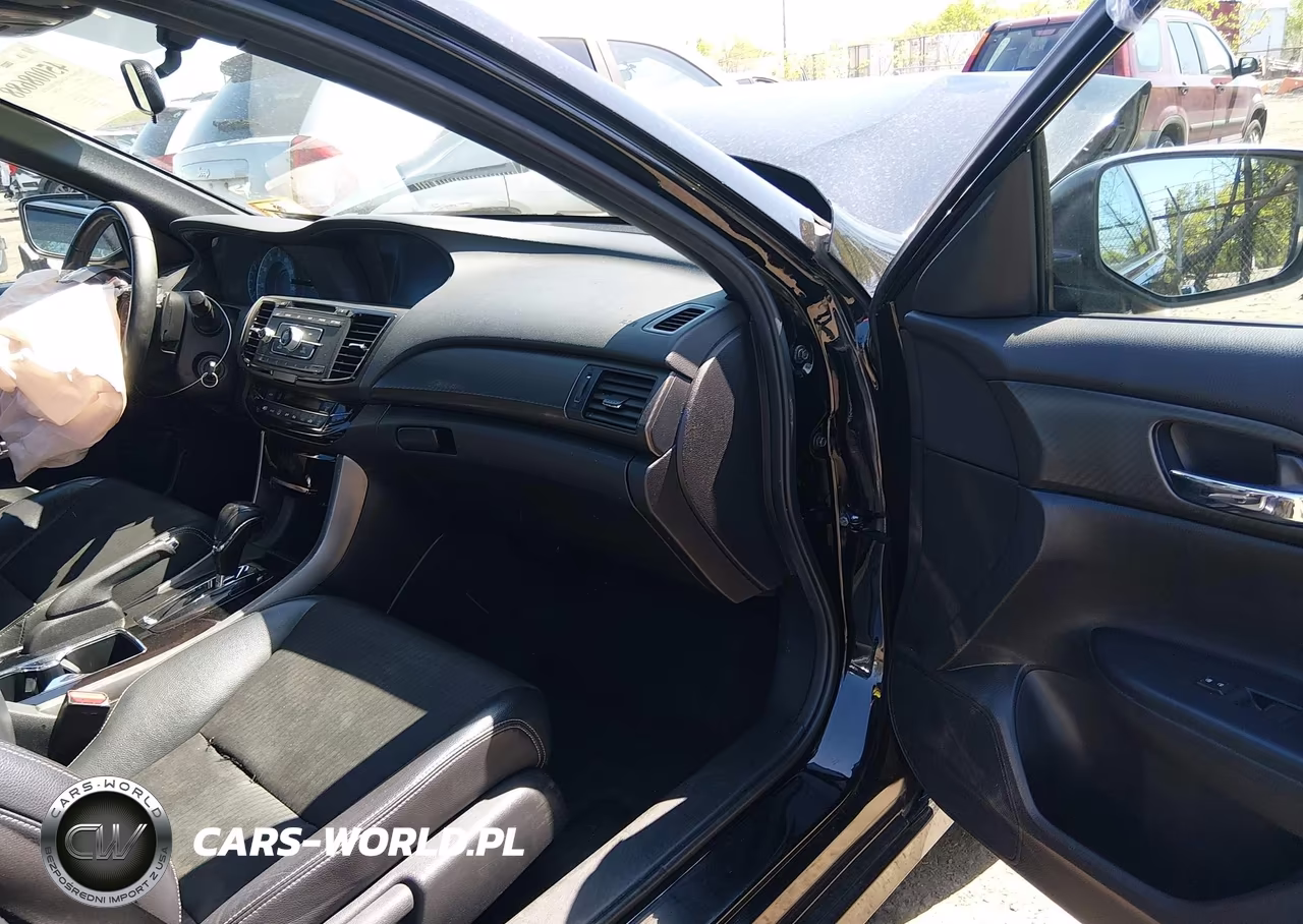 2017 Honda Accord Sport VIN:1HGCR2F54HA186862 - 5