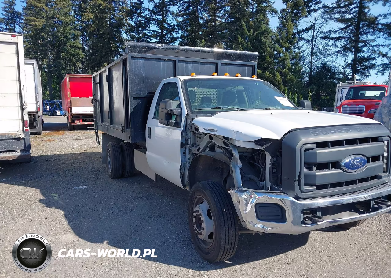 2013 Ford F-450 Chassis Xl