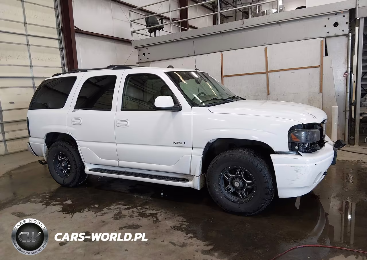 2004 GMC Yukon Denali VIN:1GKEK63U34J250225 - 13