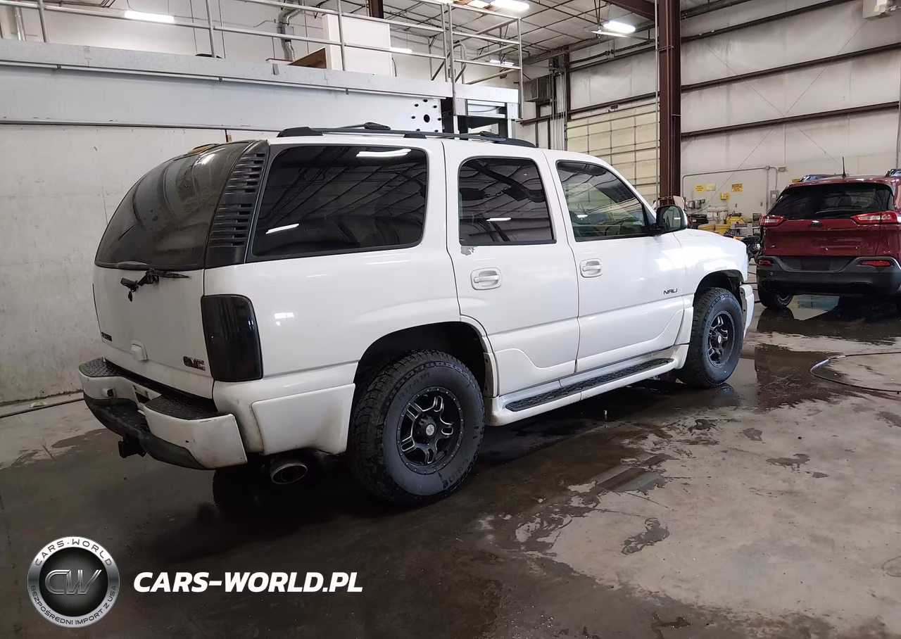 2004 GMC Yukon Denali VIN:1GKEK63U34J250225 - 4