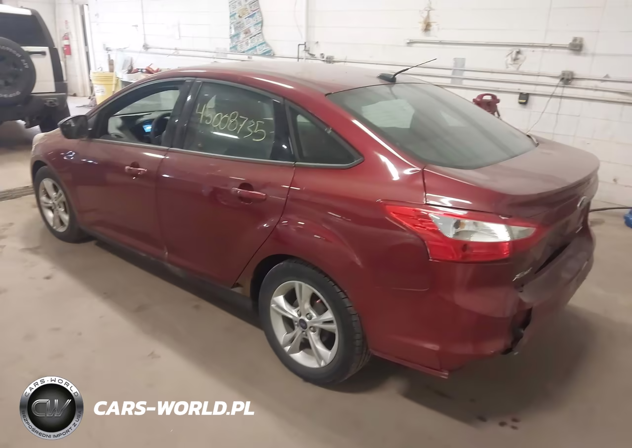 2014 Ford Focus Se VIN:1FADP3F20EL209743 - 3