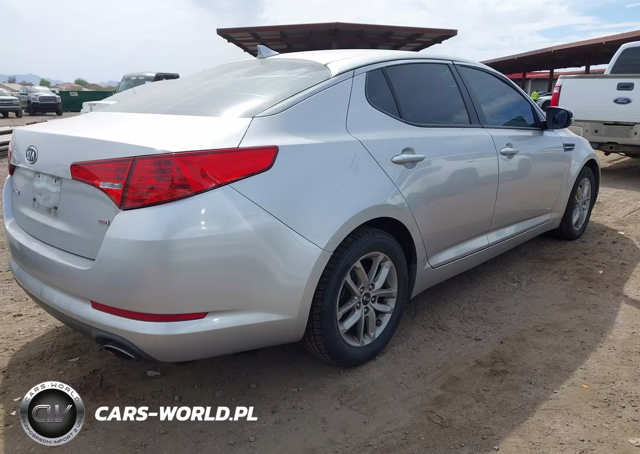 2011 Kia Optima Lx VIN:KNAGM4A76B5165172 - 4