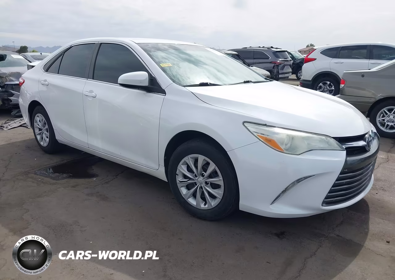 2016 Toyota Camry Le