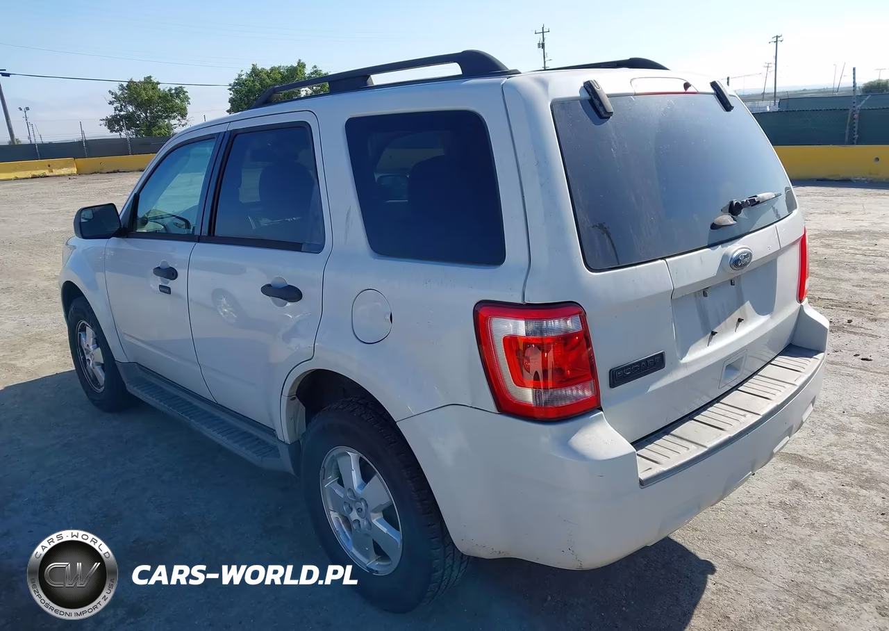 2012 Ford Escape Xlt VIN:1FMCU0D79CKB05682 - 3