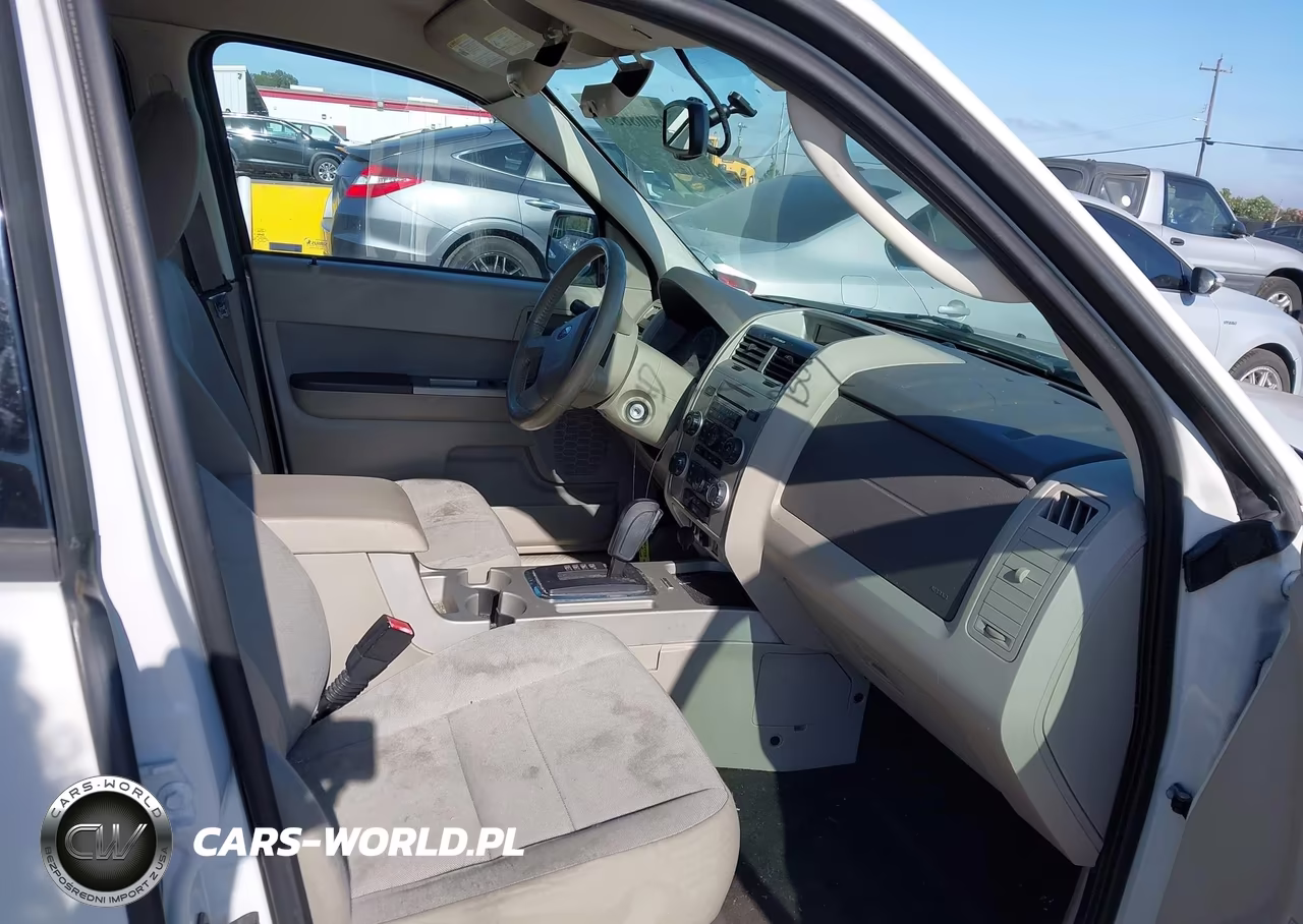 2012 Ford Escape Xlt VIN:1FMCU0D79CKB05682 - 5