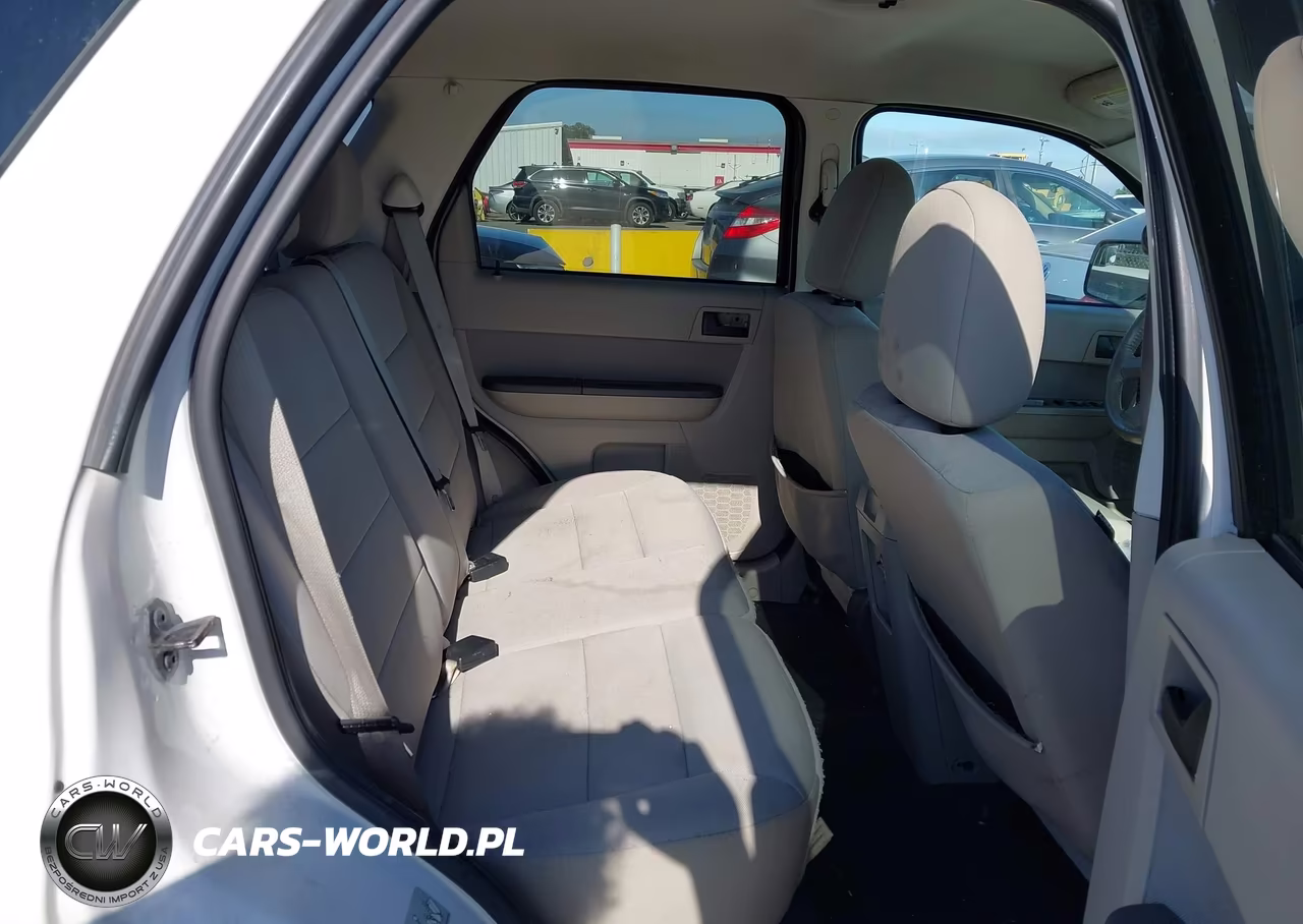2012 Ford Escape Xlt VIN:1FMCU0D79CKB05682 - 8