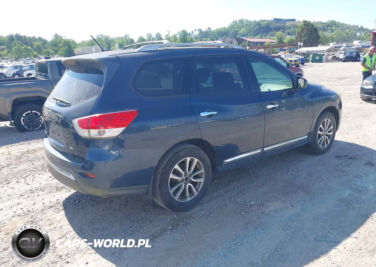 2015 Nissan Pathfinder Sl VIN:5N1AR2MN0FC649747 - 4