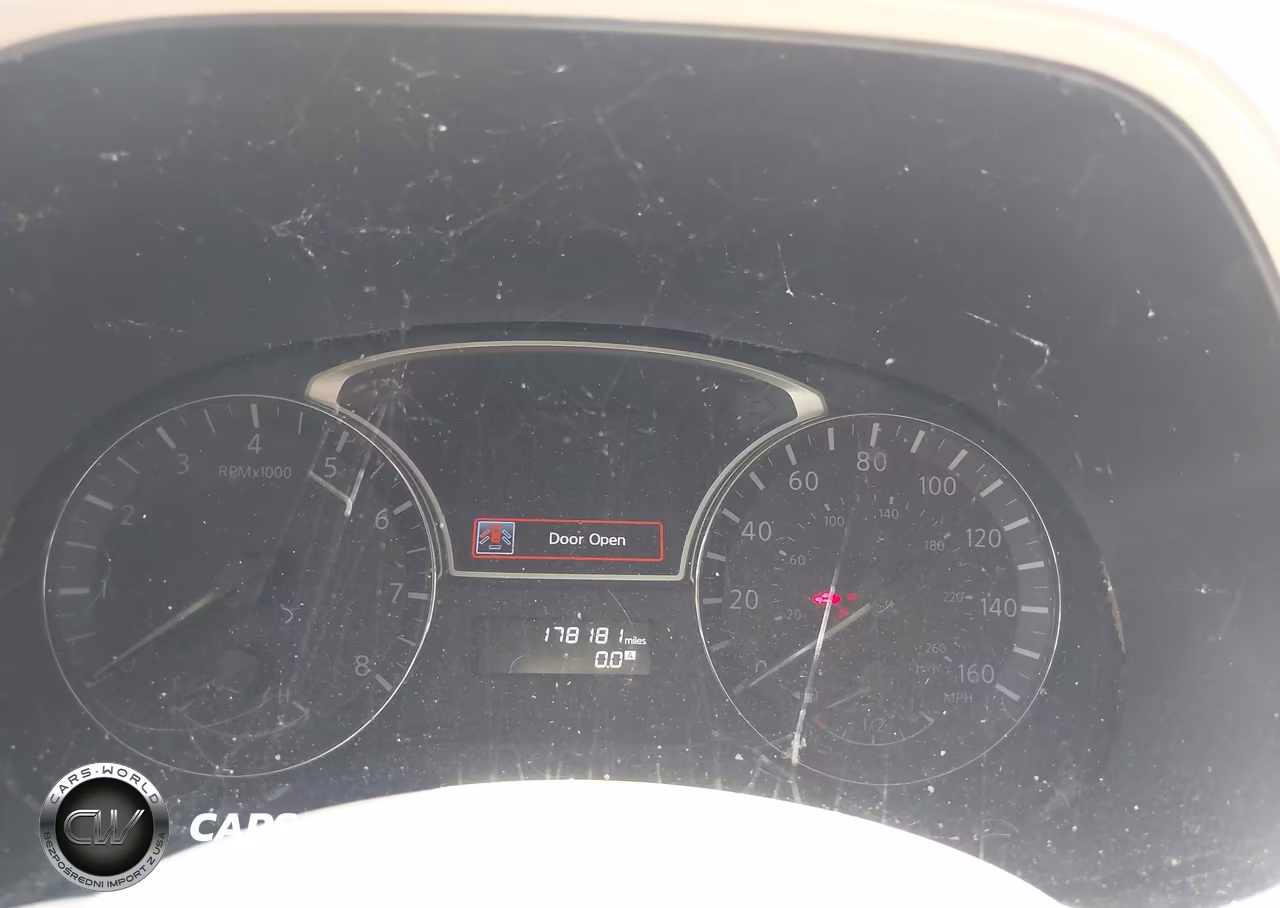 2015 Nissan Pathfinder Sl VIN:5N1AR2MN0FC649747 - 7