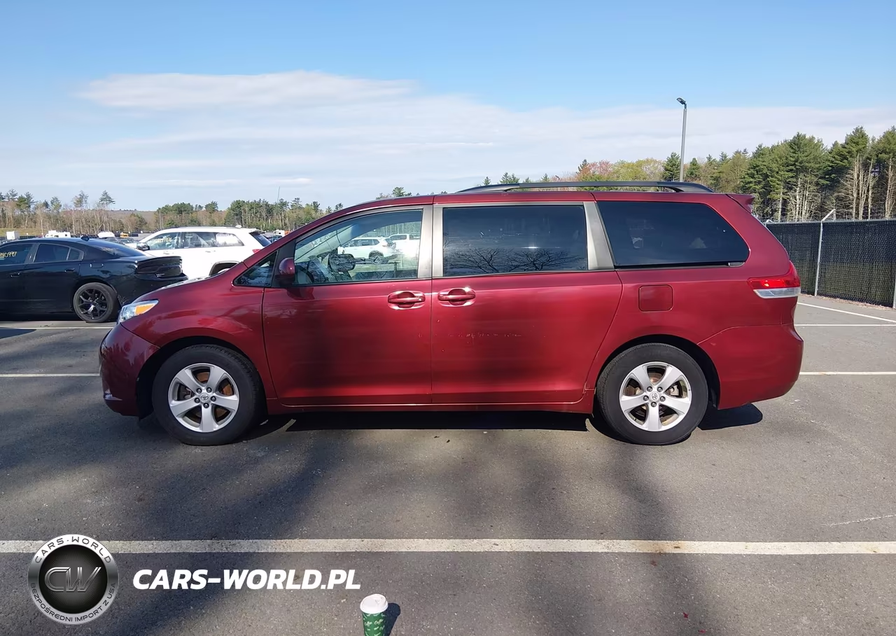 2012 Toyota Sienna Le V6 8 Passenger VIN:5TDKK3DC7CS177896 - 14