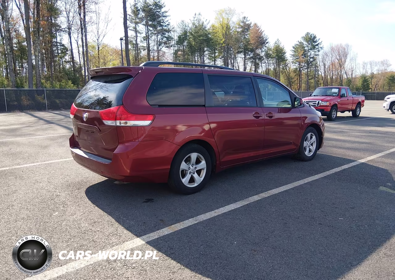 2012 Toyota Sienna Le V6 8 Passenger VIN:5TDKK3DC7CS177896 - 4