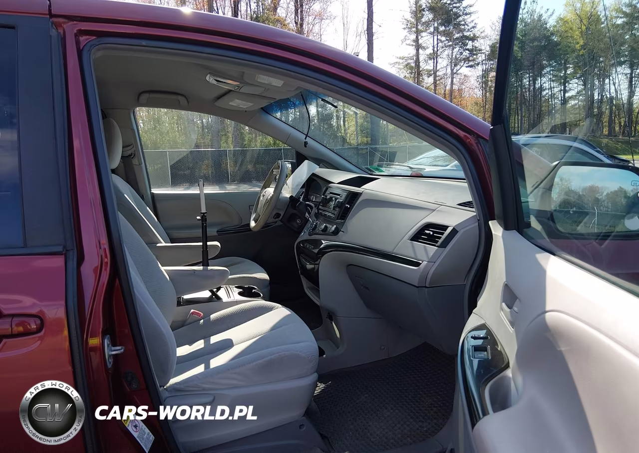 2012 Toyota Sienna Le V6 8 Passenger VIN:5TDKK3DC7CS177896 - 5