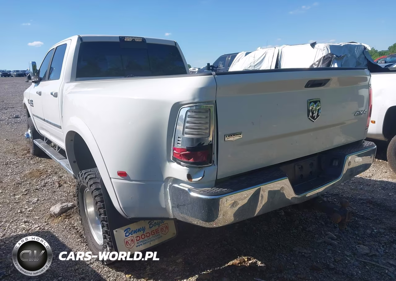 2016 Ram 3500 Laramie VIN:3C63RRJLXGG117369 - 3