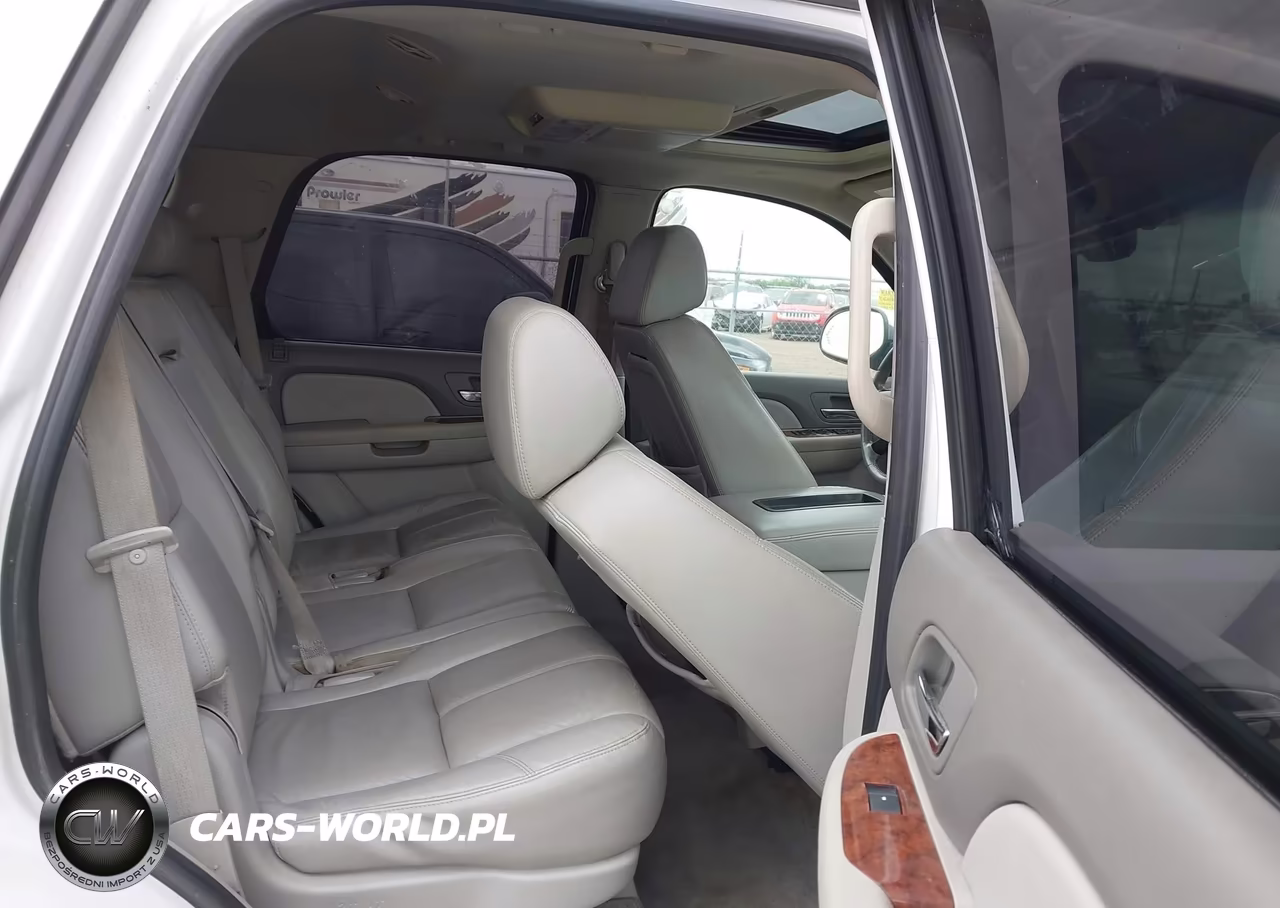 2008 Chevrolet Tahoe Ltz VIN:1GNFC13J18R164853 - 8