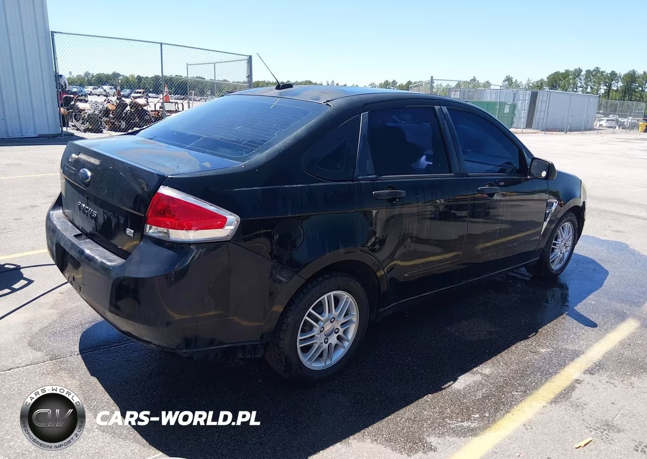 2008 Ford Focus Se-Ses VIN:1FAHP35NX8W199772 - 4