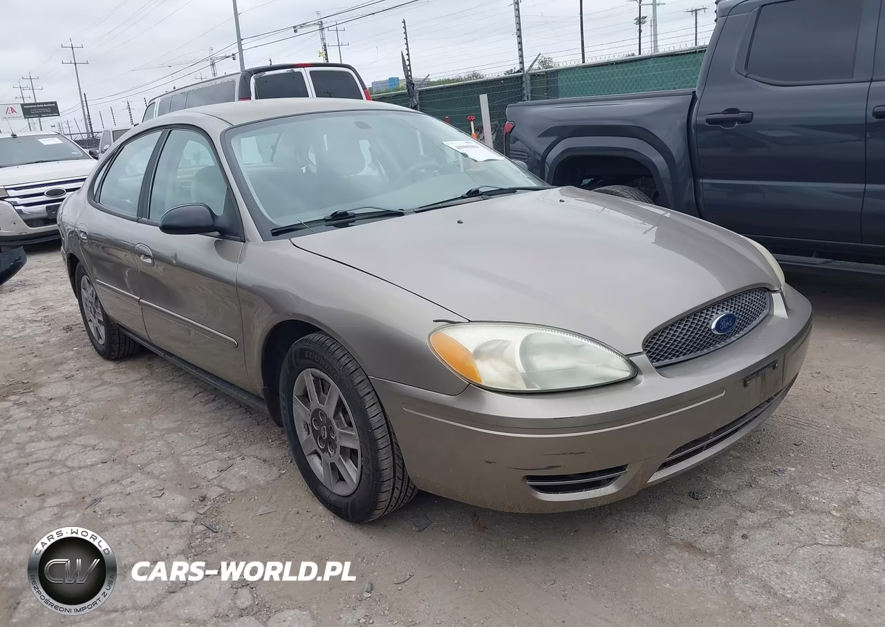 2004 Ford Taurus Se
